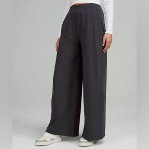 lululemon athletica LA Wide Leg Pants in Dark Gray